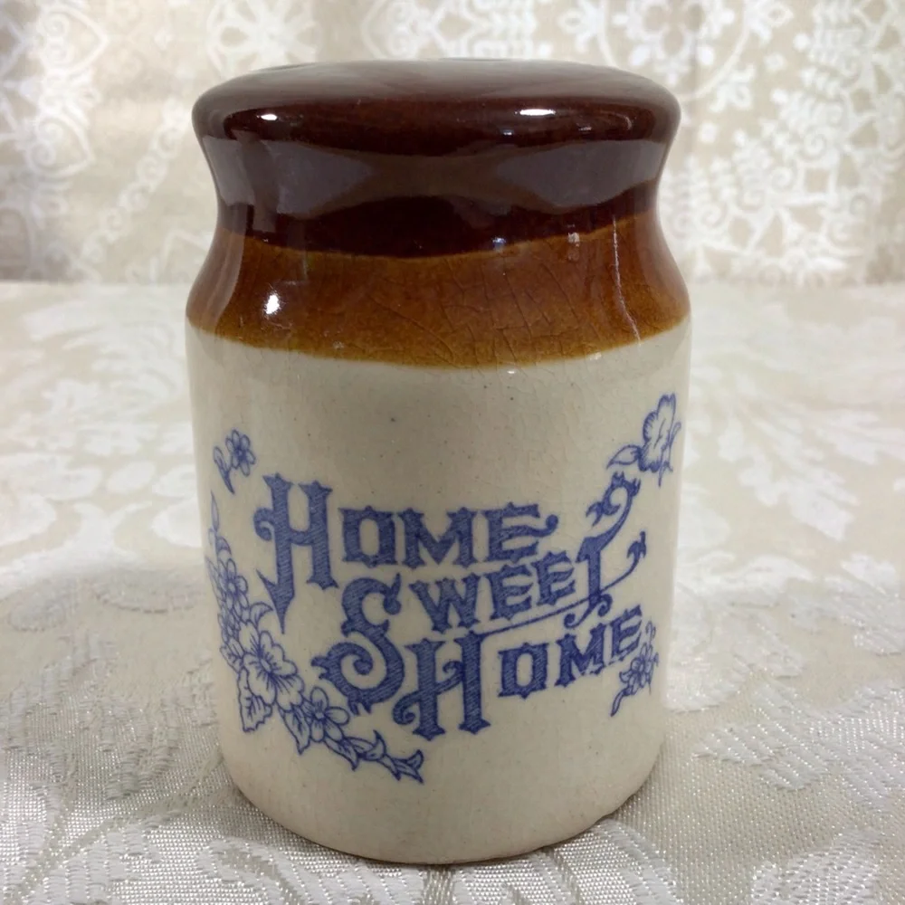 Vintage Crock “Home Sweet Home” Salt and Pepper Shakers - Picture 6 of 7